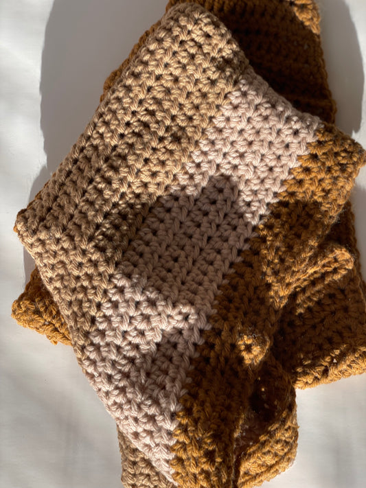 Teddy Hue Crochet Wrap